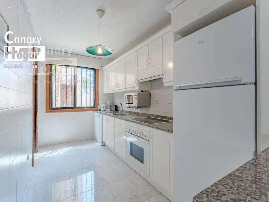 Cocina de Casa o chalet en venta en Arona con Calefacción, Jardín privado y Balcón