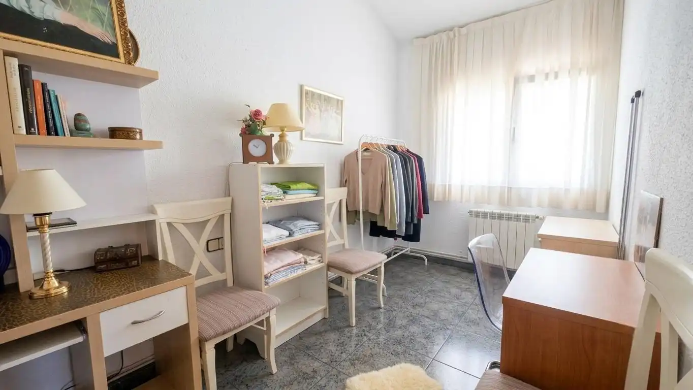 Habitación de Casa o chalet en venta en Esparreguera con Calefacción, Jardín privado y Terraza