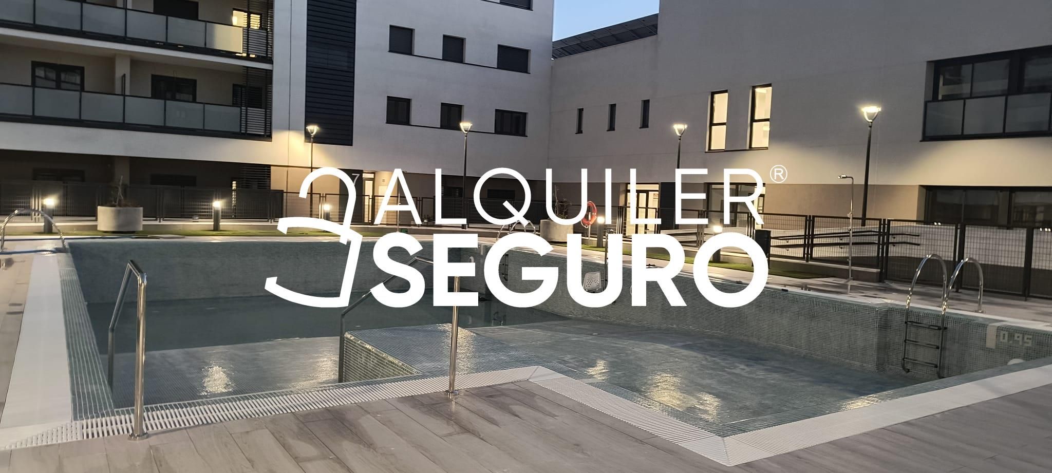 Flat to rent in  Sevilla Capital  with Air Conditioner, Terrace and Storage room