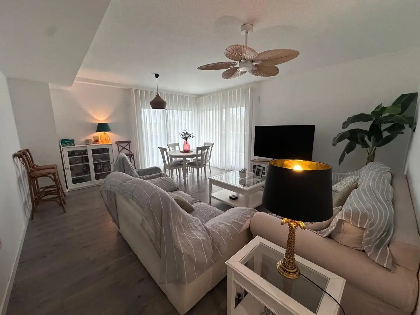 Living room of Flat for rent in Motril  with Air Conditioner, Heating and Terrace