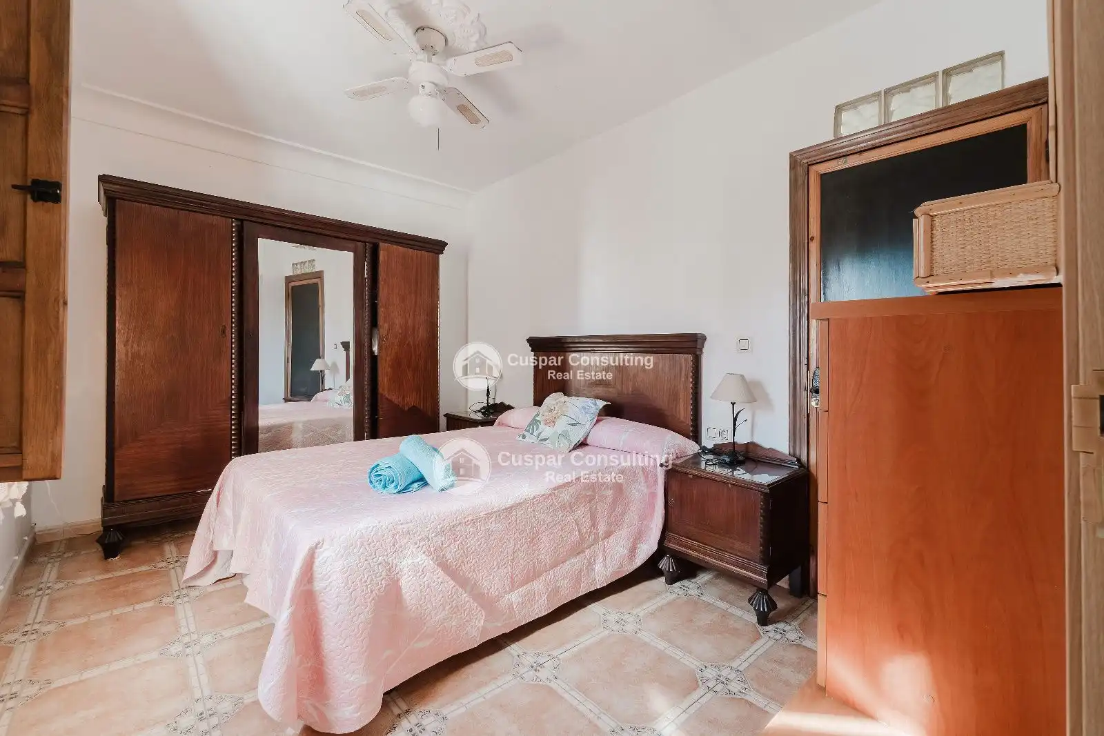 Dormitori de Casa o xalet en venda en Orihuela amb Aire condicionat, Calefacció i Terrassa