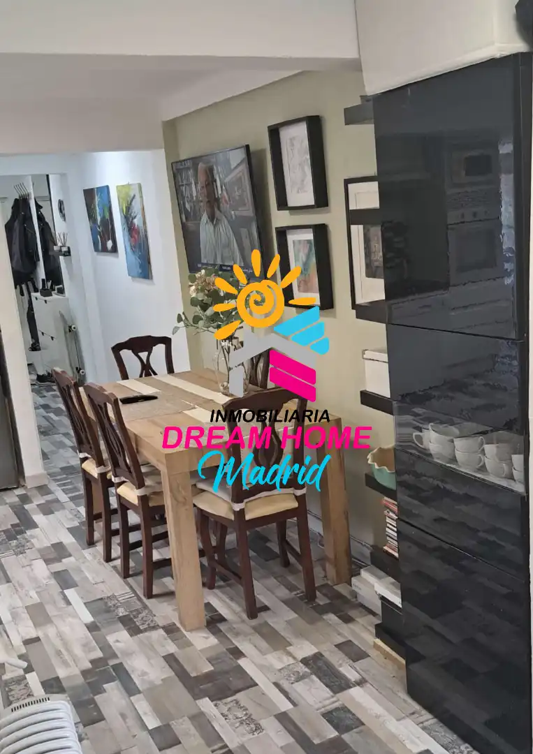 Vista exterior de Piso en venta en Madrid con Aire acondicionado y Calefacción
