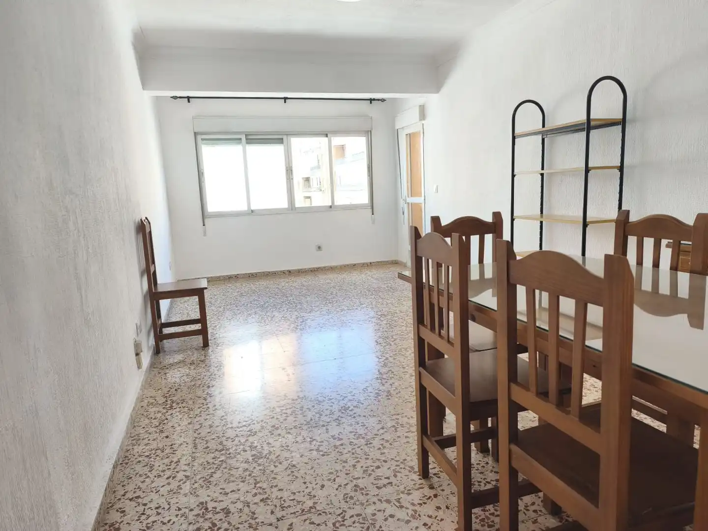 Piso con balcón en venta en Maria Auxiliadora - Barriada de Llera, imagen 3