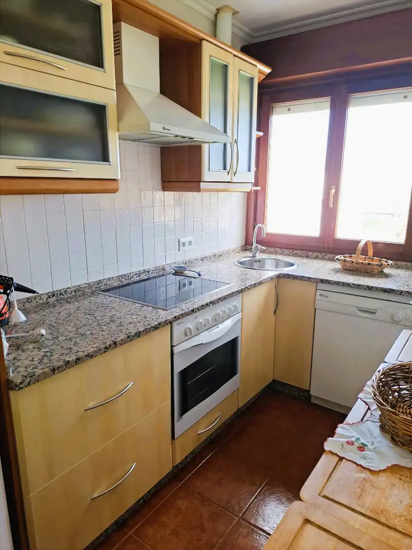 Cocina de Piso en venta en Tapia de Casariego con Calefacción, Amueblado y Horno