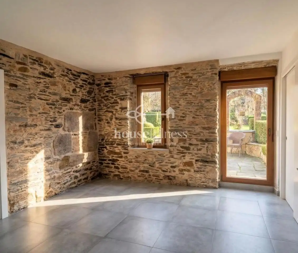 Chalet con jardín en venta en Sedes - Pedroso - Doso, imagen 2