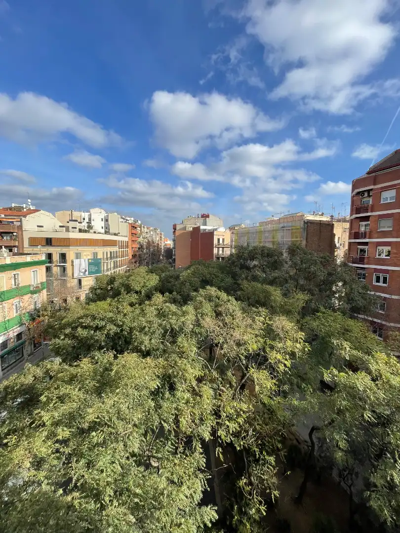 Vista exterior de Pis en venda en Barcelona
