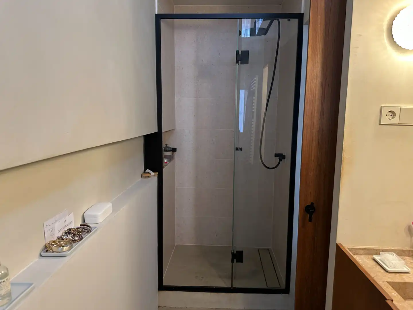 Baño de Piso de alquiler en Madrid con Aire acondicionado, Calefacción y Amueblado
