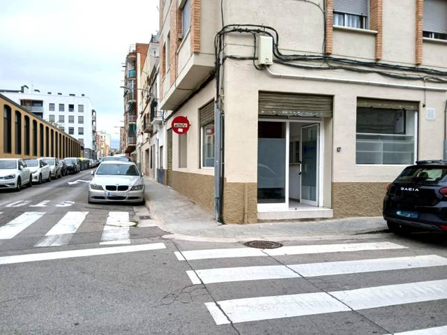 Local comercial en Alquiler en Carrer Salvany en Sol i Padris - Sant Oleguer