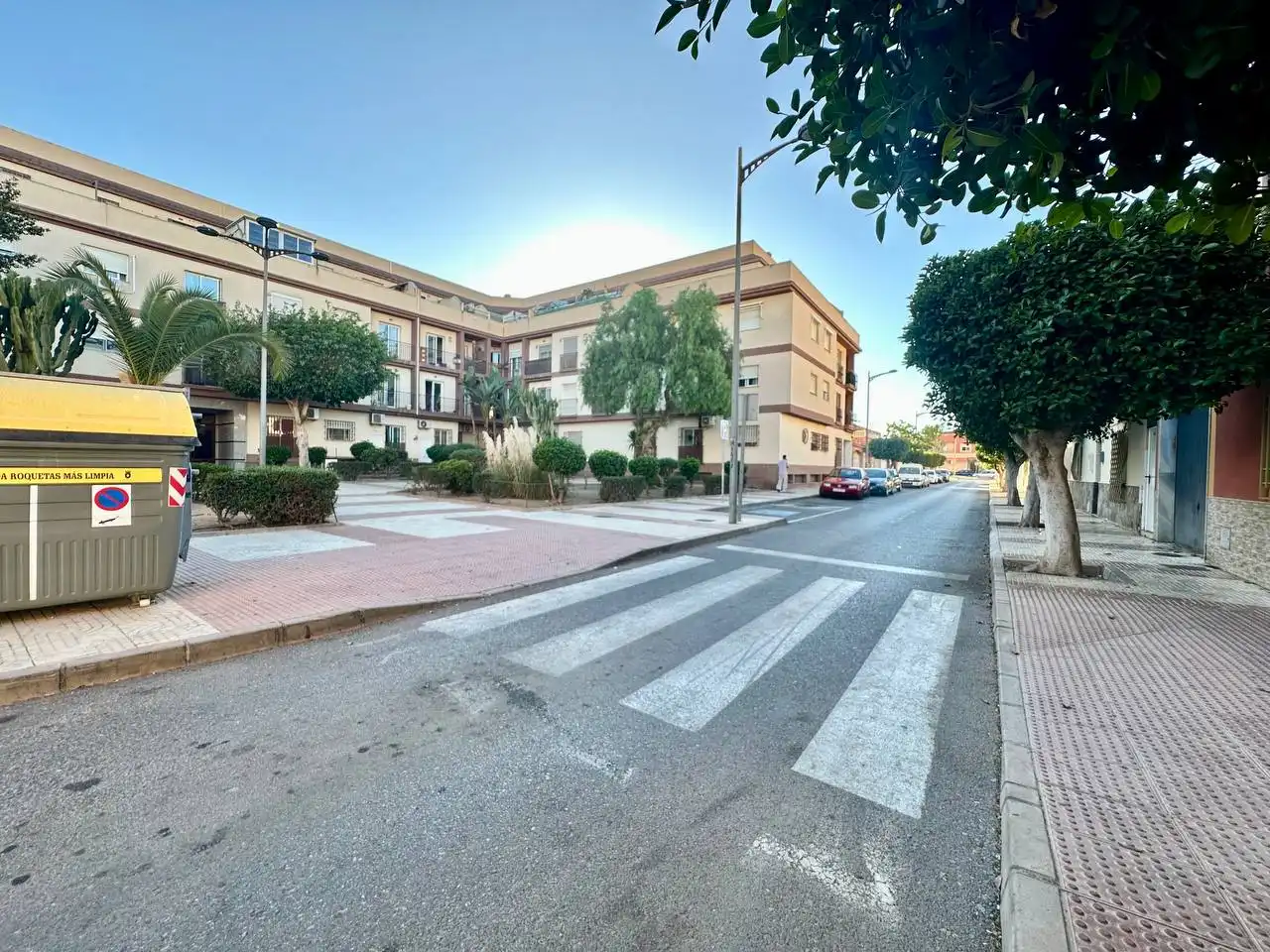 Vista exterior de Piso en venta en Roquetas de Mar
