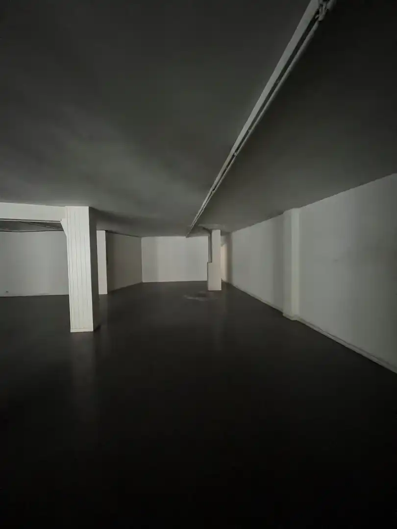 Local comercial en venta en Carrer Santiago Rusiñol 2, imagen 6