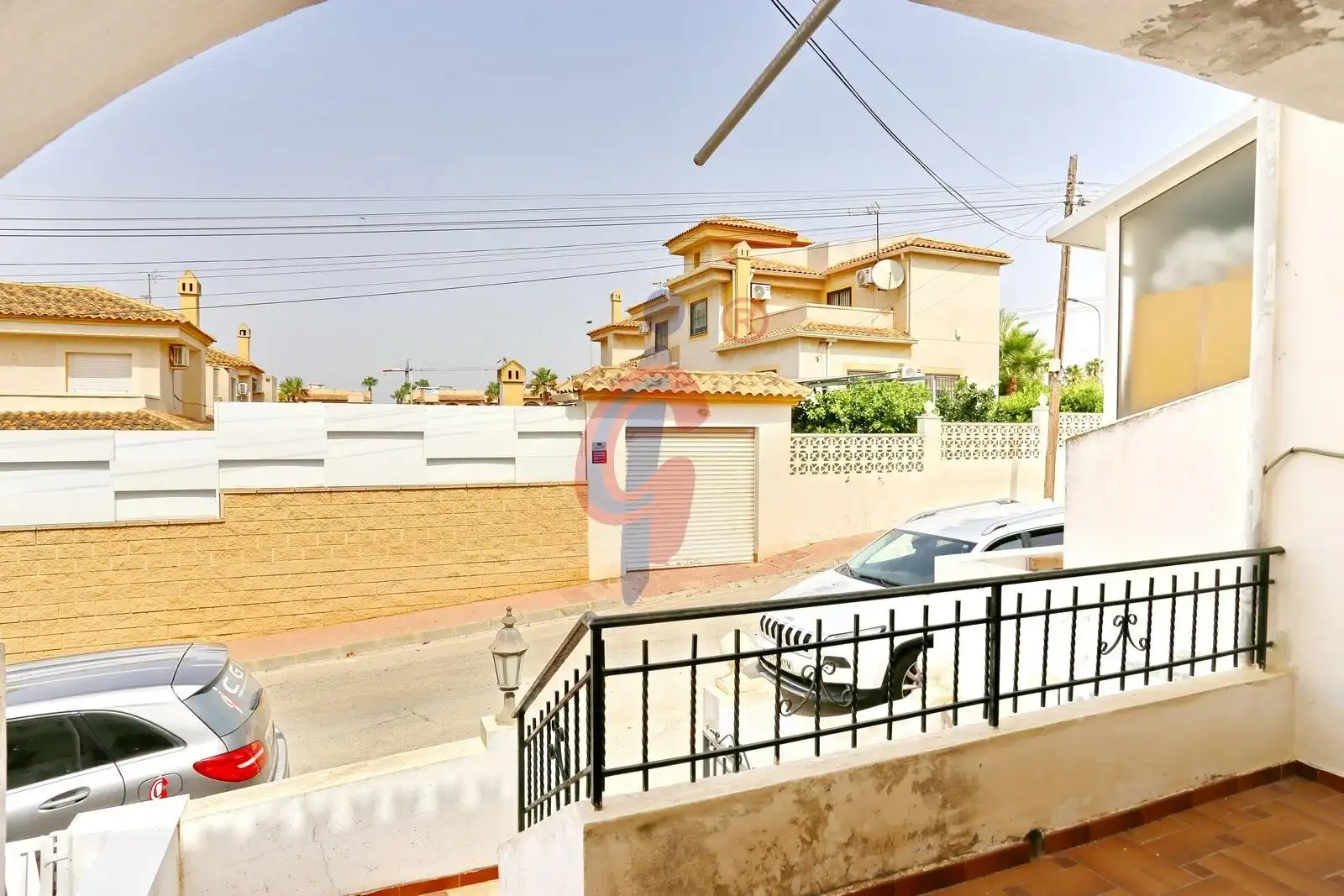 Vista exterior de Casa adosada en venda en Torrevieja amb Aire condicionat, Calefacció i Terrassa