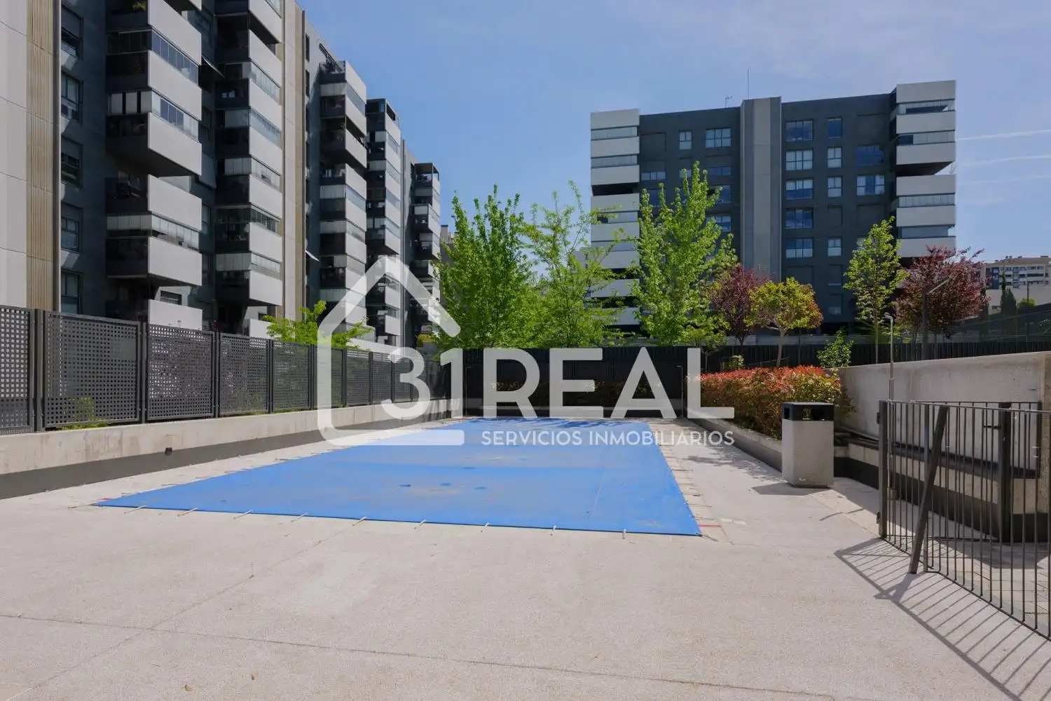 Exterior view of Flat for sale in Madrid  with Air Conditioner, Heating and Terrace