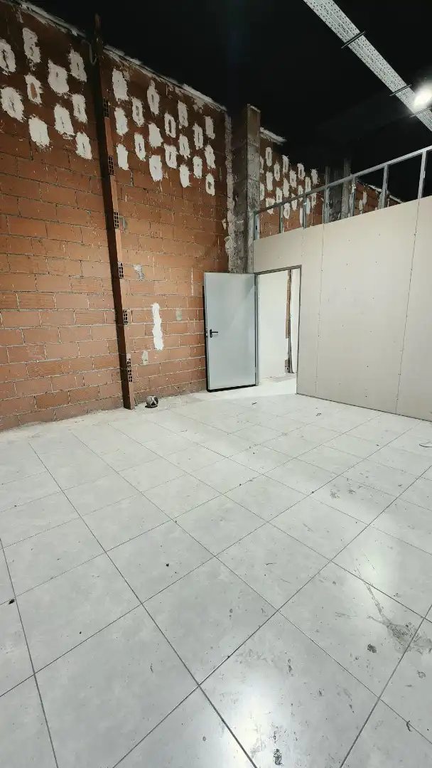 Local de alquiler en Carabanchel