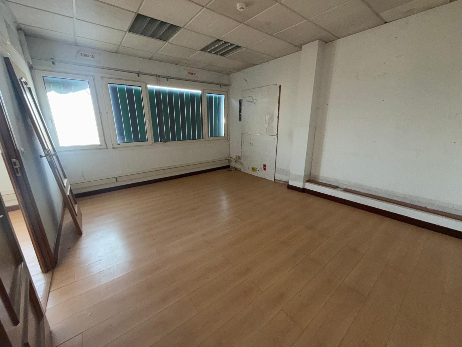 Office for sale in Calle FRANCISCO ARITIO, 66, Estación - Los Manantiales