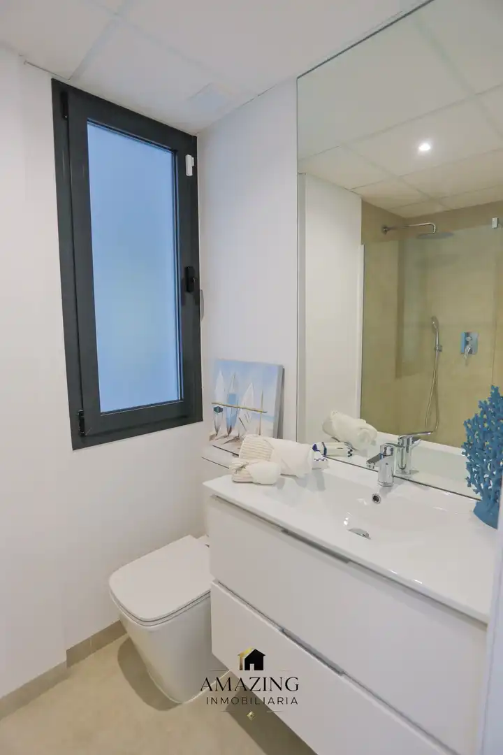 Bany de Apartament en venda en Cartagena amb Aire condicionat, Calefacció i Terrassa