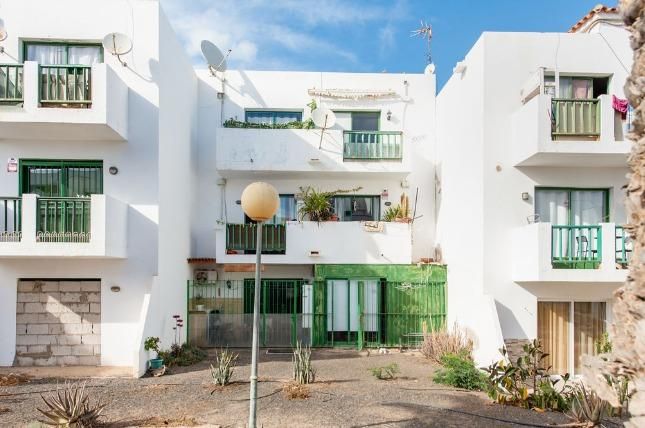 Exterior view of Apartment for sale in Antigua  with Private garden and Community pool