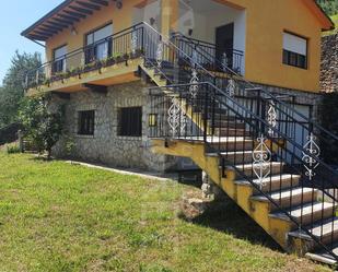 Exterior view of House or chalet for sale in Santiurde de Toranzo  with Terrace, Storage room and Balcony