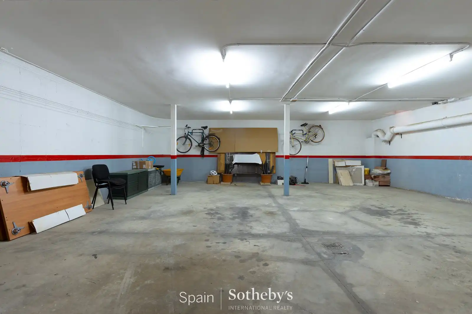 Casa aparellada amb piscina en venda a Carrer dels Oms, imagen 42