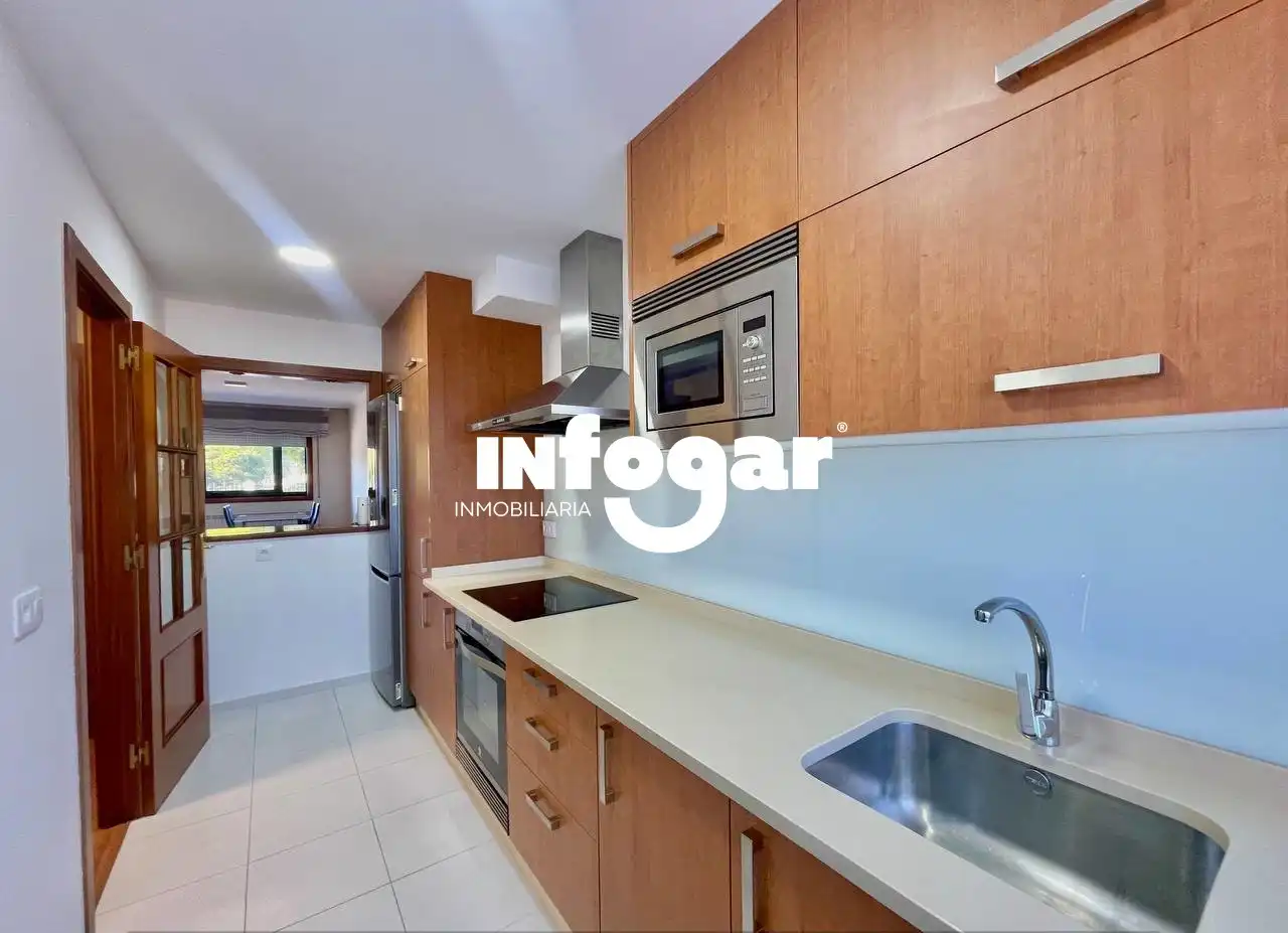 Cocina de Piso en venta en A Guarda  , Pontevedra