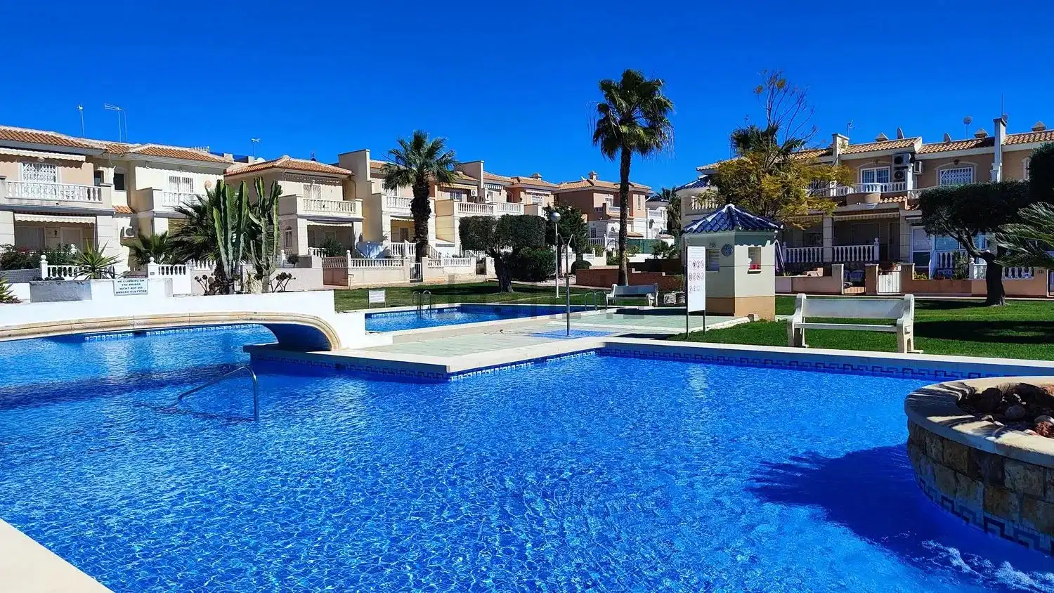 Terraced house for sale in Avenida Antonio Quesada 3, imagen 2