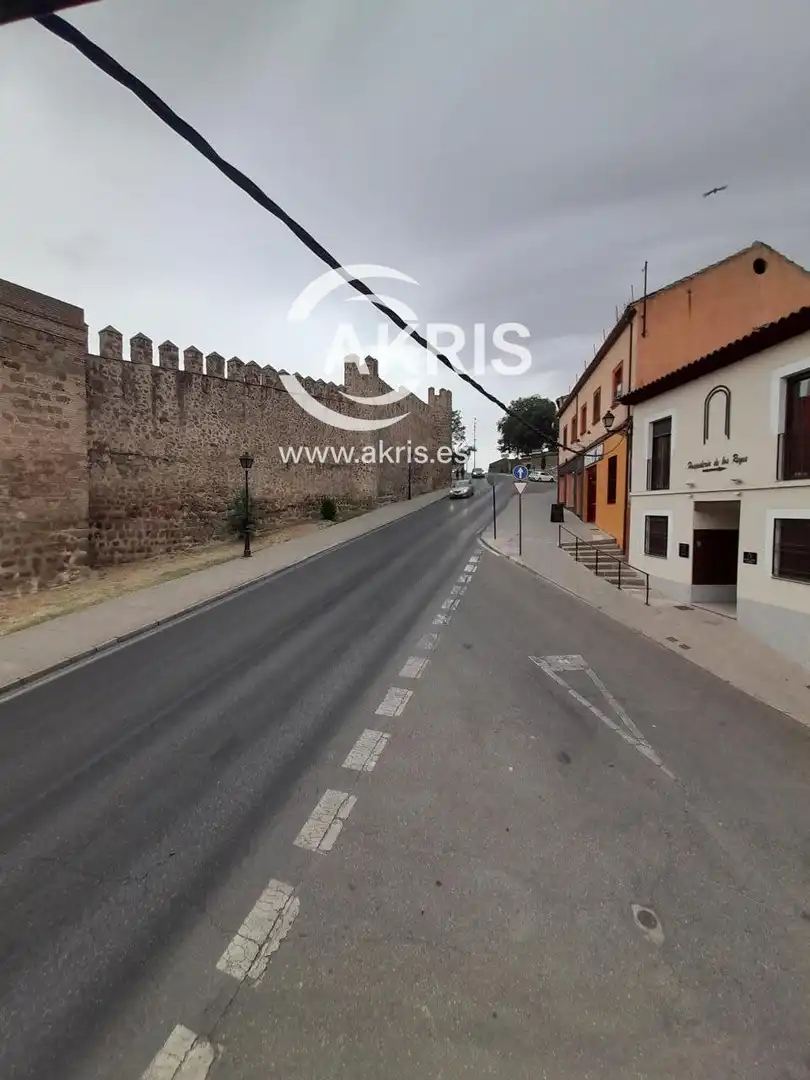 Flat for rent in Calle Carrera, Antequeruela y Covachuelas