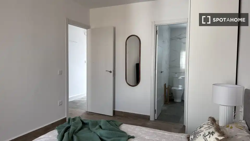 Room in Cruz Roja