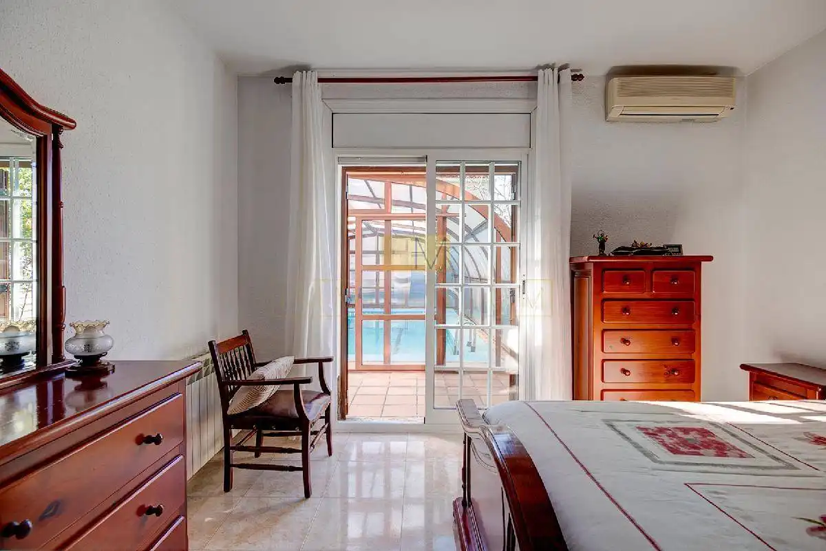 Bedroom of Houses for sale in Sant Pere de Ribes  with Air Conditioner, Heating and Private garden