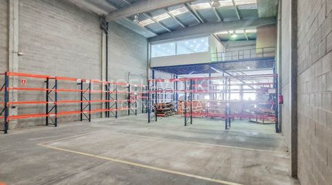 Foto 2 von Fabrikhallen zur Miete in Centre, Sant Boi de Llobregat