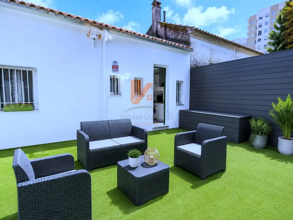 Terrace of Houses for rent in Santiago de Compostela   with Private garden, Terrace and Furnished