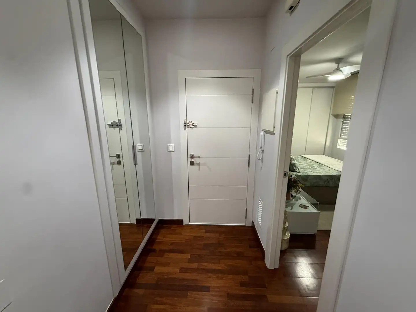 Wohnung zum Verkauf in Guardamar del Segura mit Klimaanlage, Heizung und Terrasse