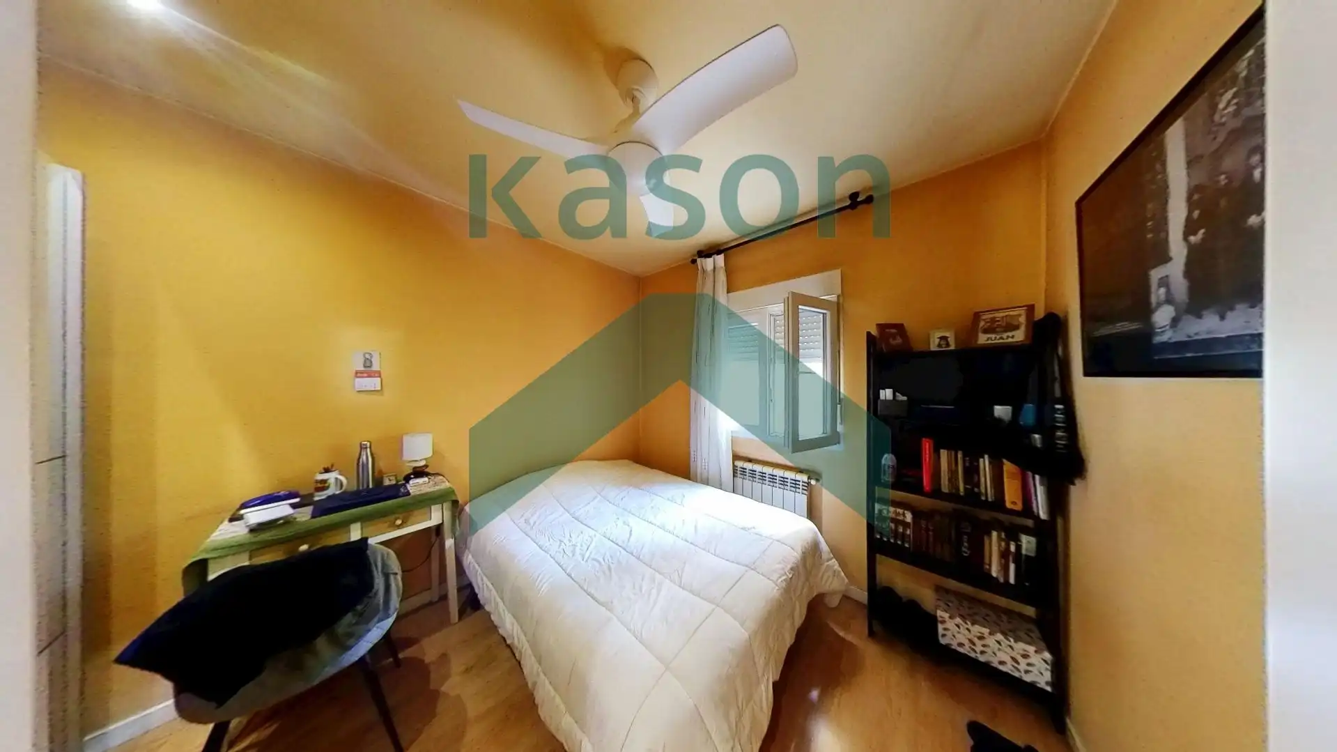 Bedroom of Flat for sale in Madrid  with Air Conditioner and Heating