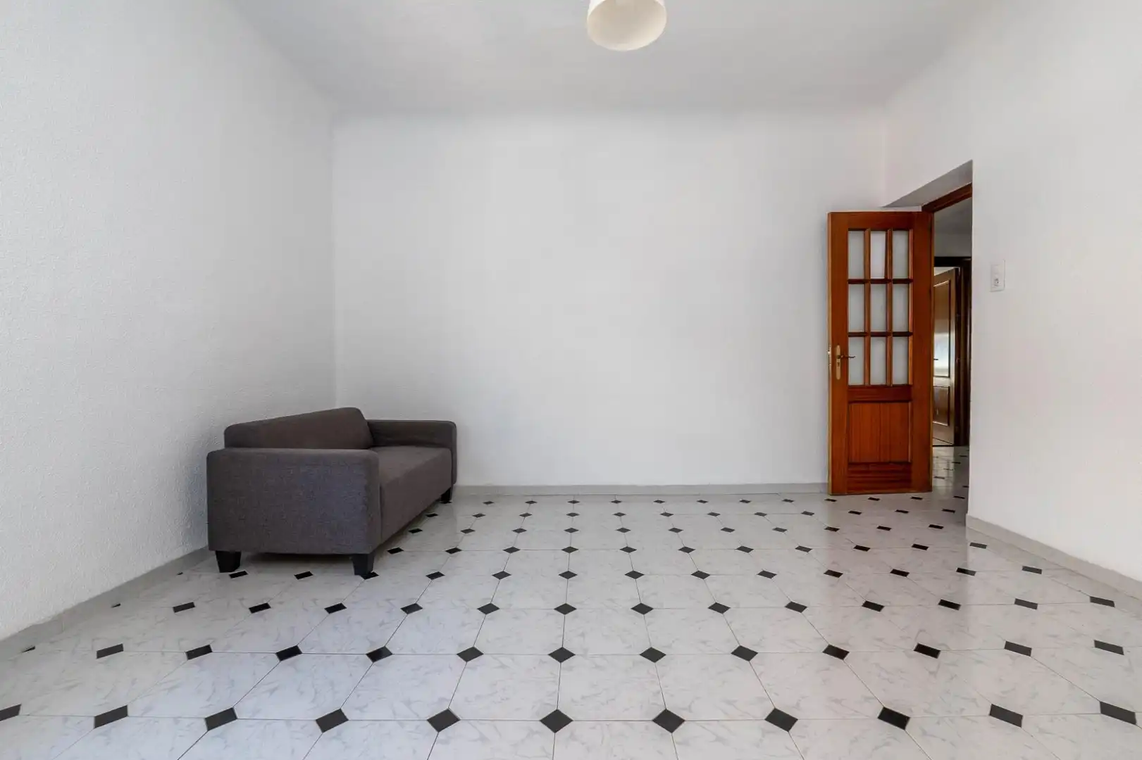 Living room of Flat for sale in Granada  with Heating and Terrace