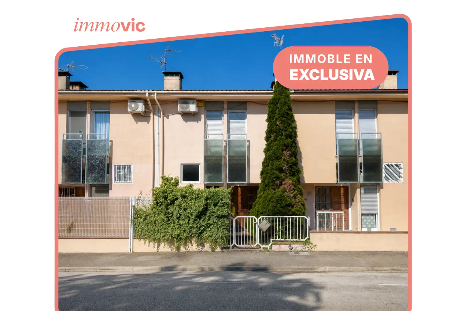 Exterior view of Detached homes for sale in Olot  with Heating, Private garden and Parquet flooring