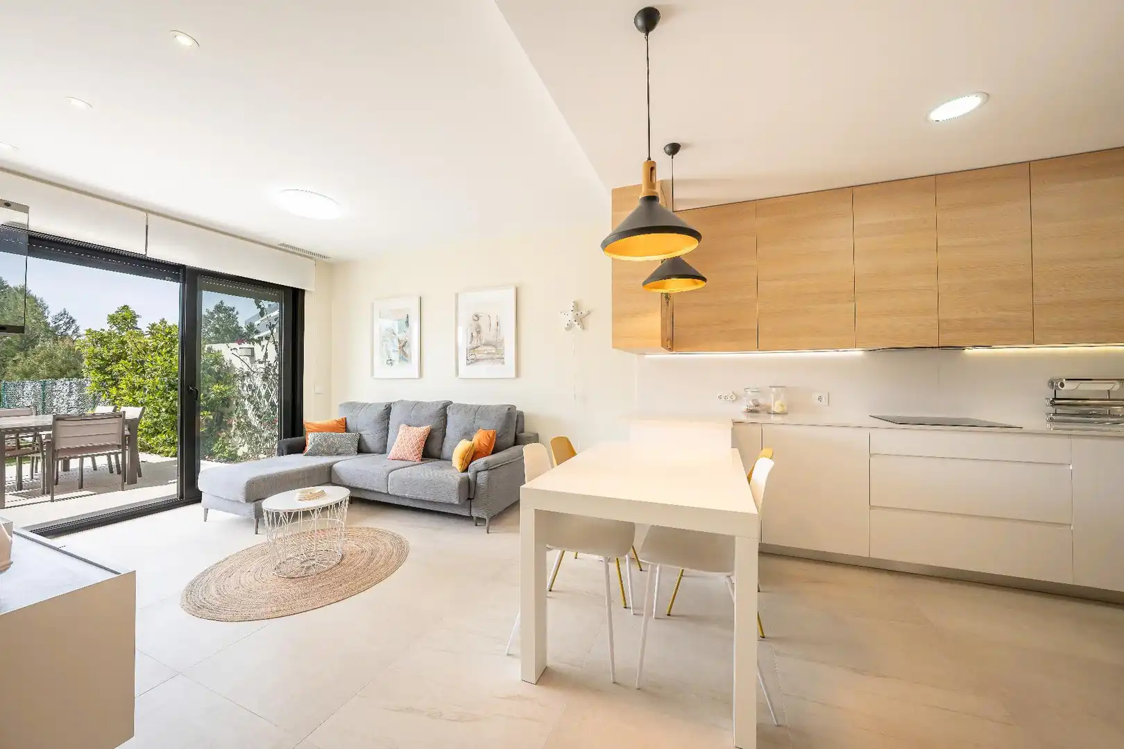 Sala d'estar de Dúplex en venda en Finestrat amb Aire condicionat, Calefacció i Jardí privat