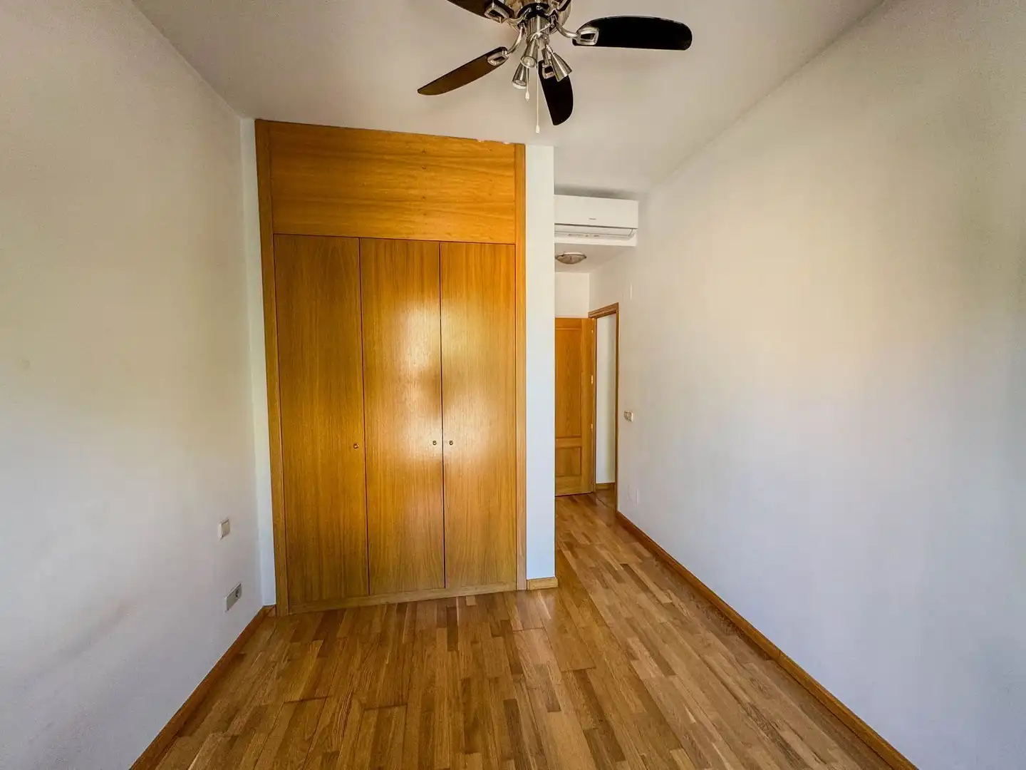 Habitación de Piso en venta en Alcalá de Henares con Aire acondicionado, Calefacción y Trastero