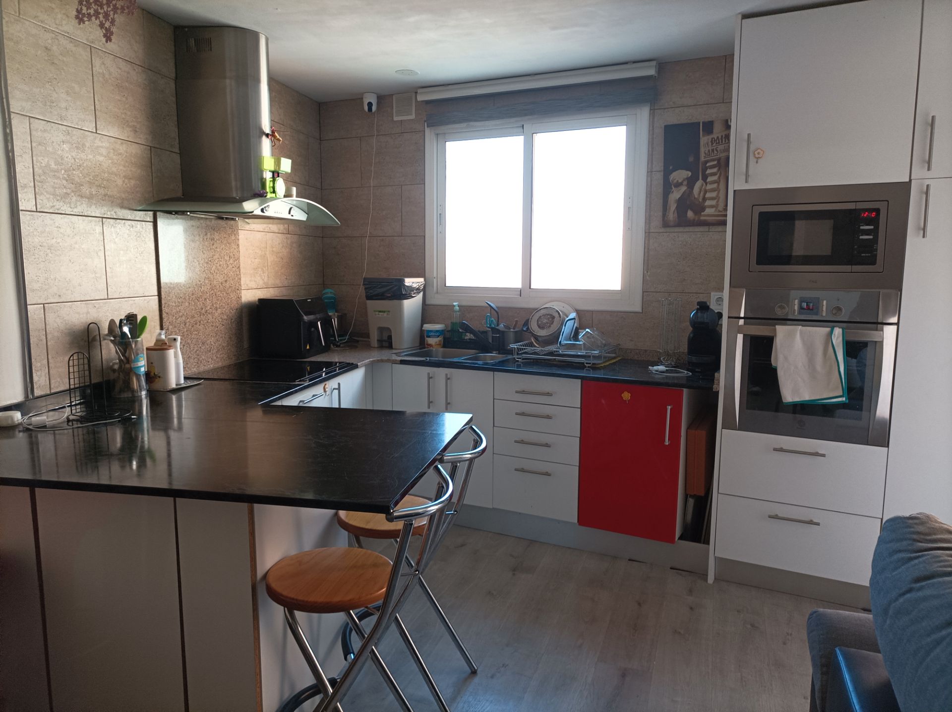 Kitchen of Attic for sale in Santa Coloma de Gramenet  with Air Conditioner, Heating and Parquet flooring