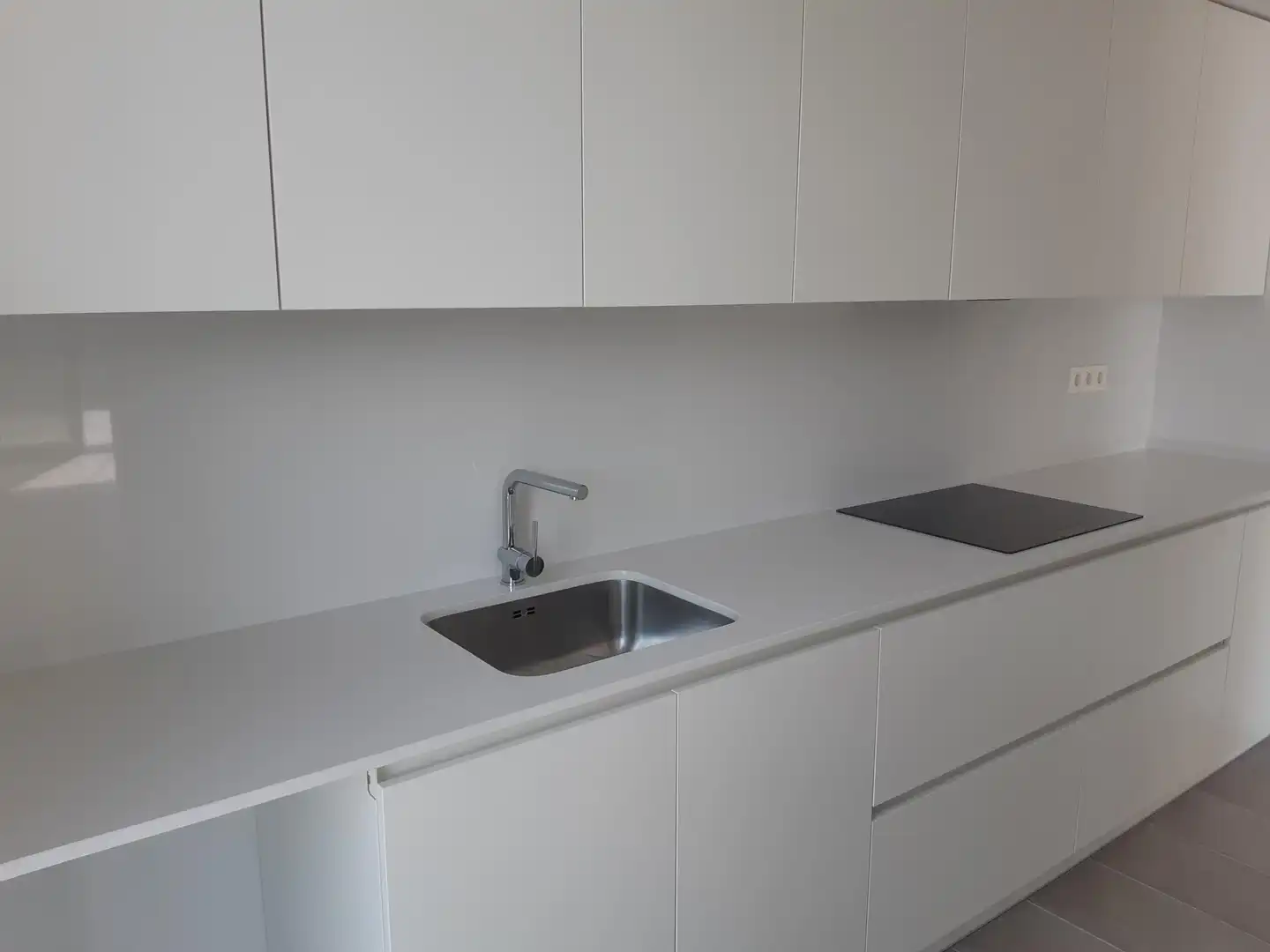 Cocina de Piso de alquiler en Badalona con Calefacción, Jardín privado y Terraza