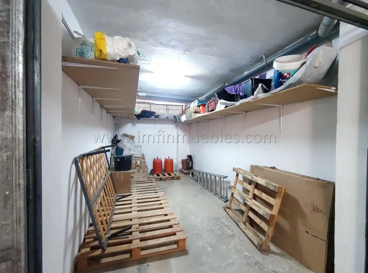 Garaje en venta en Vélez-Málaga