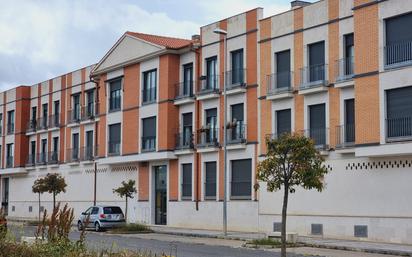 Vista exterior de Pis en venda en Segovia Capital amb Calefacció, Parquet i Traster