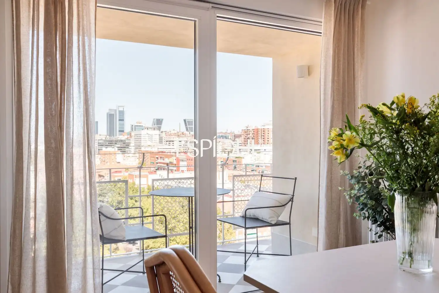 Terrasse von Wohnung zum Verkauf in Madrid mit Klimaanlage, Heizung und Terrasse