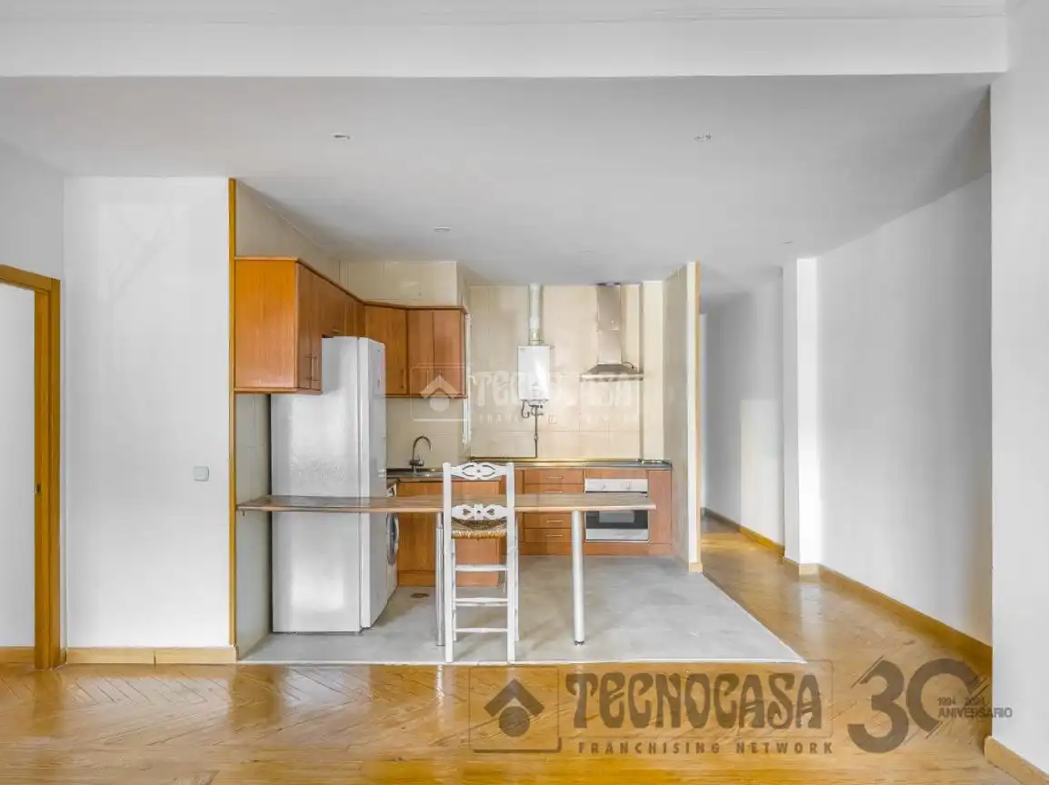 Cuina de Pis de lloguer en Madrid amb Aire condicionat, Calefacció i Parquet