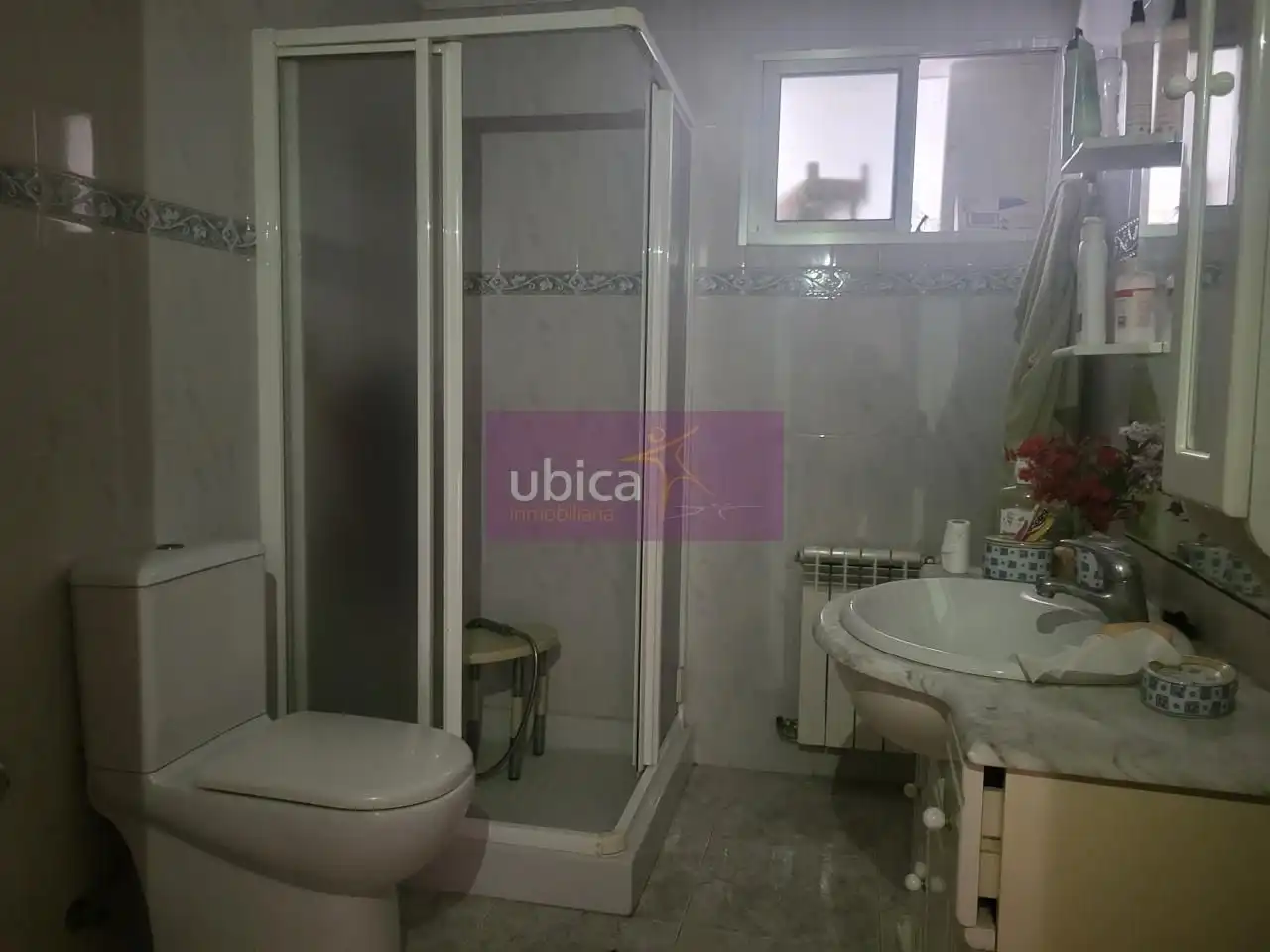 Bany de Casa o xalet en venda en Redondela amb Calefacció, Jardí privat i Terrassa