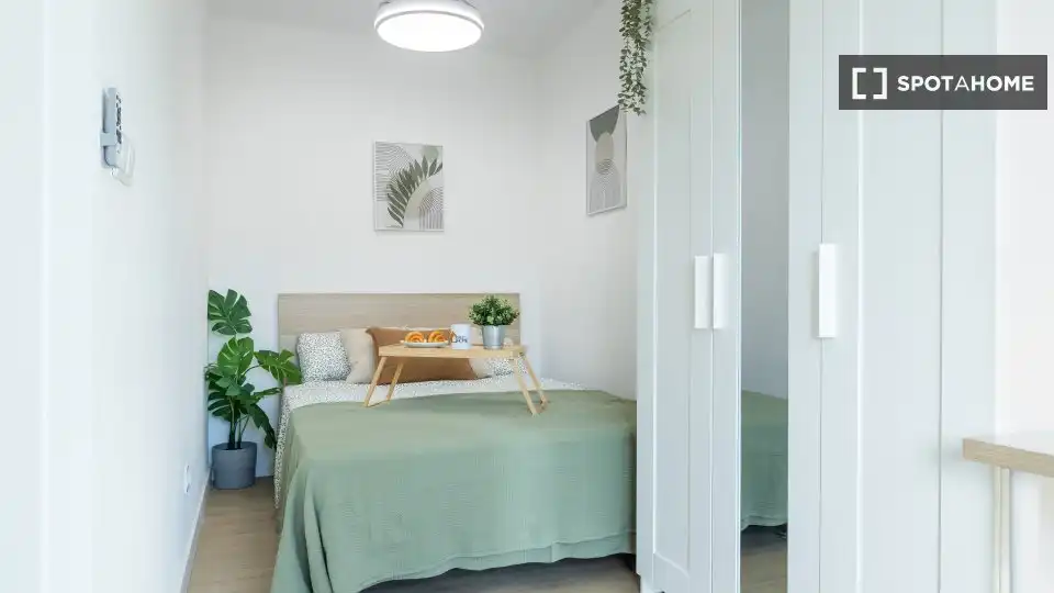 Bedroom of Flat for share in Getafe  with Air Conditioner, Heating and Furnished