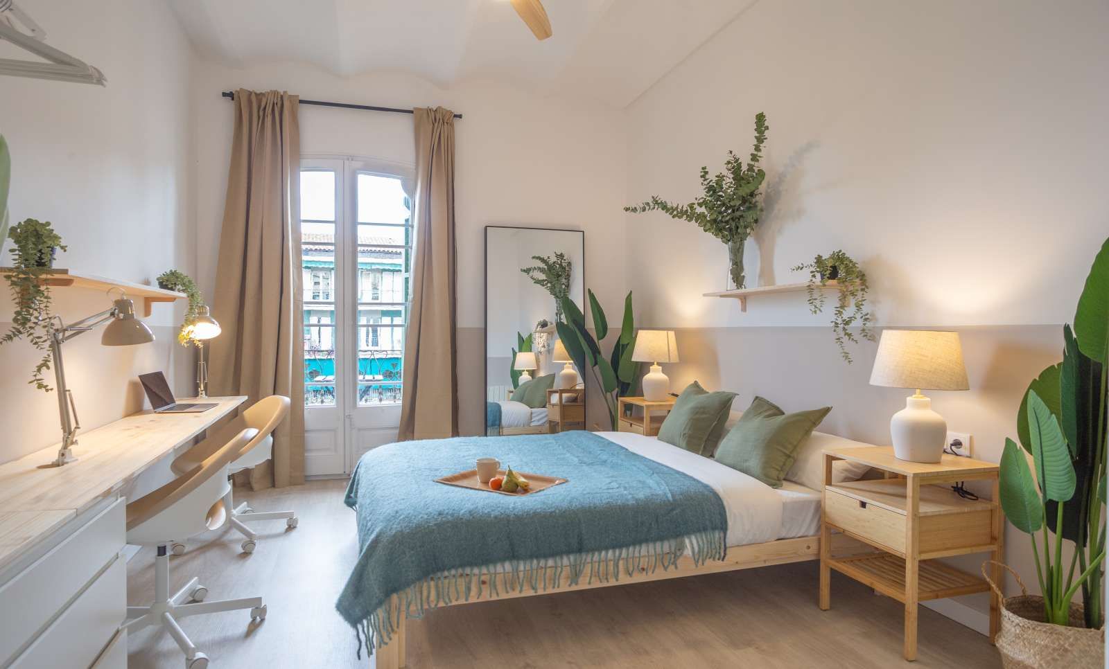 Bedroom of Flat to share in  Barcelona Capital  with Air Conditioner, Heating and Terrace