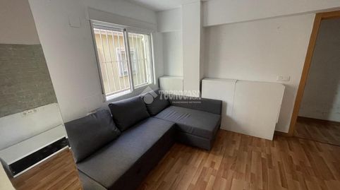 Foto 2 de Piso en venta en Los Castillejos - La Trinidad, Málaga Capital
