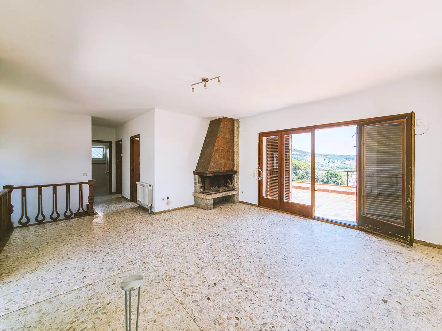 Sala d'estar de Casa o xalet en venda en Sant Pol de Mar amb Calefacció, Jardí privat i Terrassa