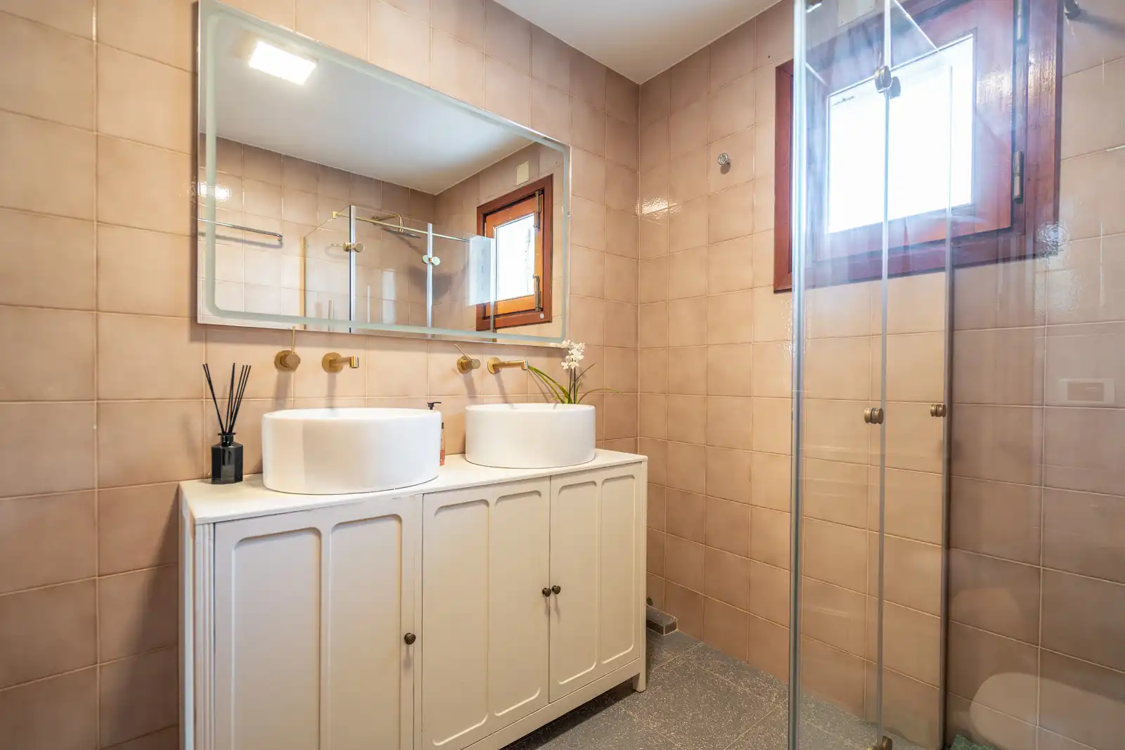 Baño de Casa o chalet en venta en Las Rozas de Madrid con Aire acondicionado, Calefacción y Jardín privado