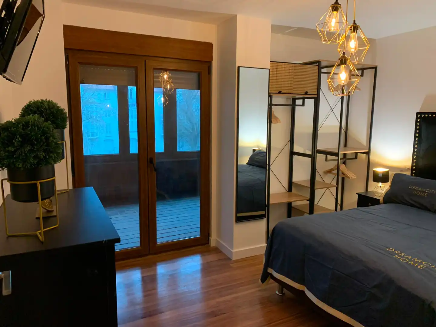 Bedroom of Flat for rent in Santander  with Heating, Terrace and Furnished