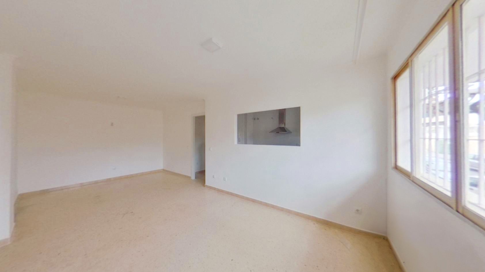 Sala d'estar de Pis en venda en Marbella amb Forn
