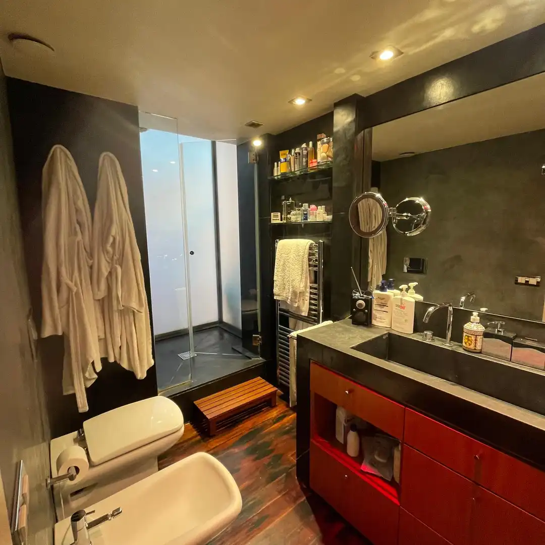 Baño de Piso en venta en Barcelona con Calefacción